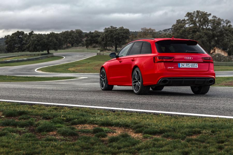  Audi RS6 Avant (4G, C7) 2014 года  (WW) (фото 21 из 22)